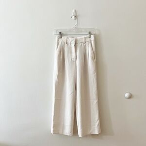 Aritzia Wilfred effortless light nude pants (short)